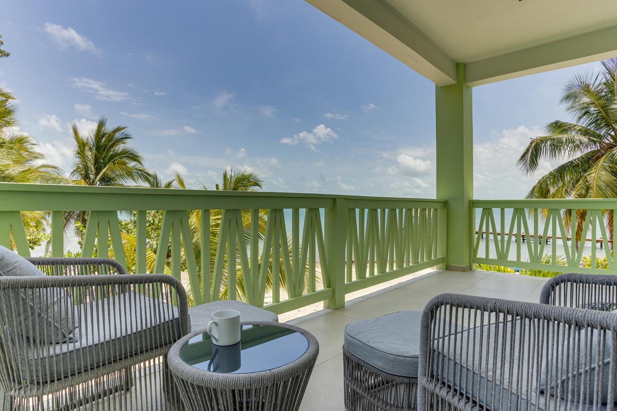 The Villas At Cocoplum Placencia Exterior photo
